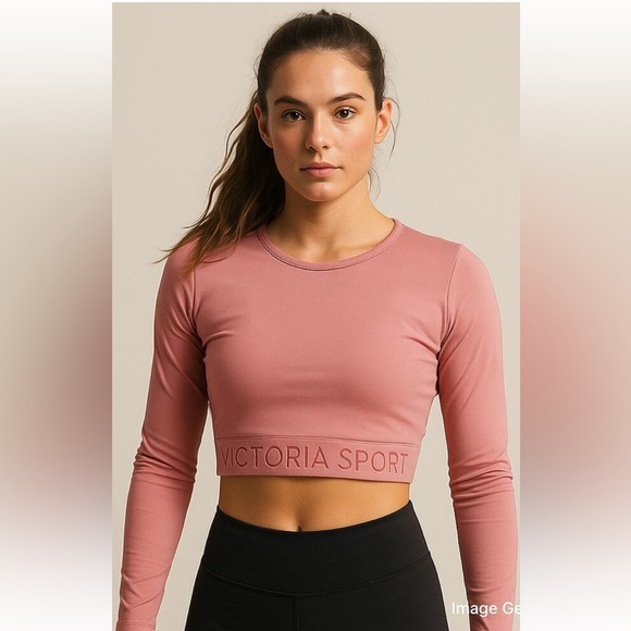 Victoria’s Secret Black long sleeve crop top - Picture 1 of 5